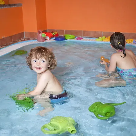 Hotel Familienhotel Hinteregger 4*