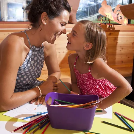 Familienhotel Hinteregger 4*