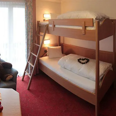 Familienhotel Hinteregger Hotel 4*