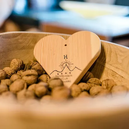 Familienhotel Hinteregger 4*